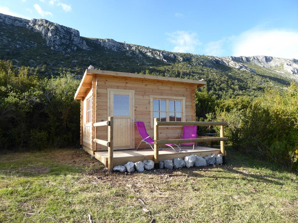 Hotel Ferme Saint Pierre Bargème Exterior foto